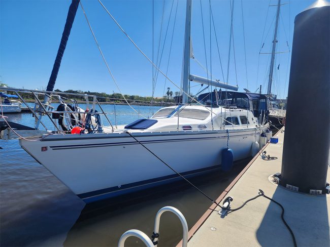 Catalina Morgan 440